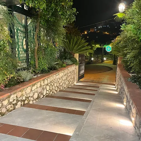 Hotel Euchelia 4*