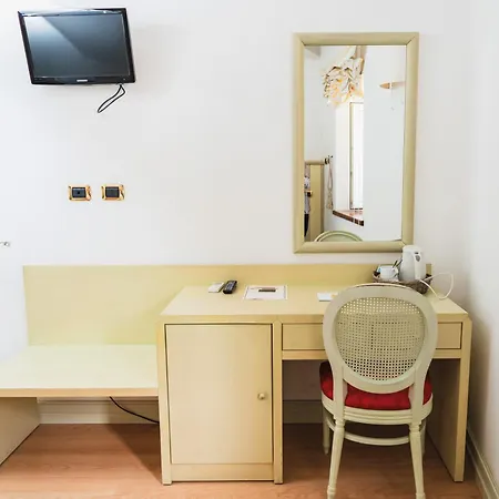 Euchelia Hotel Castrocielo