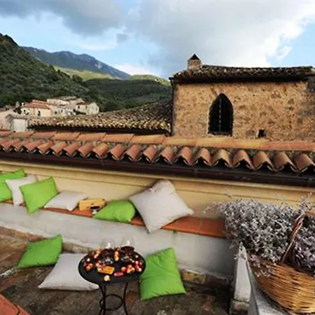 Euchelia Otel Castrocielo