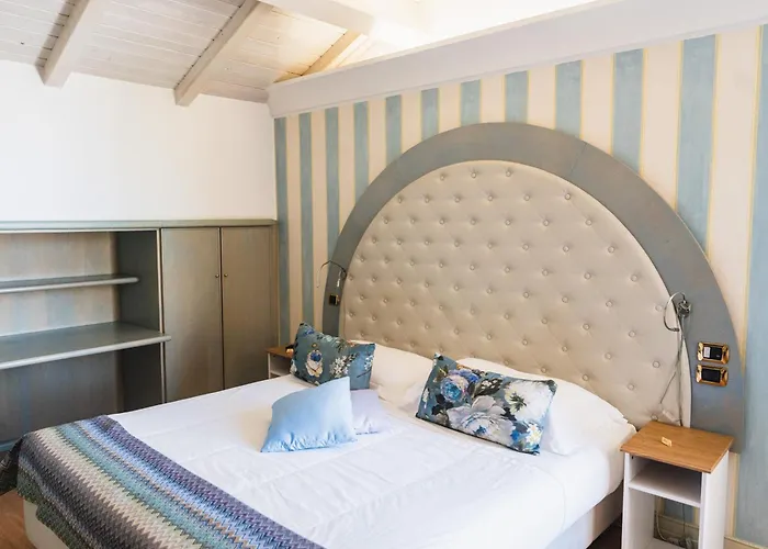 Euchelia Hotell Castrocielo