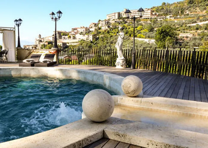 Euchelia 4* 卡斯特罗齐耶罗